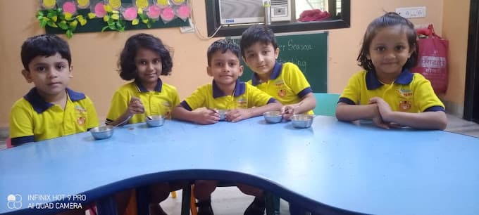 Bubbles & Giggles Kindergarten photo 4