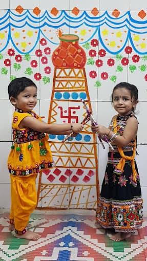 Little wonders photo 1