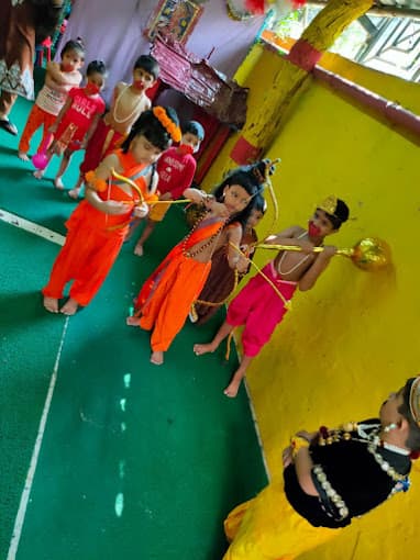 The Tree House Play Group & Nursery Khar danda photo 9