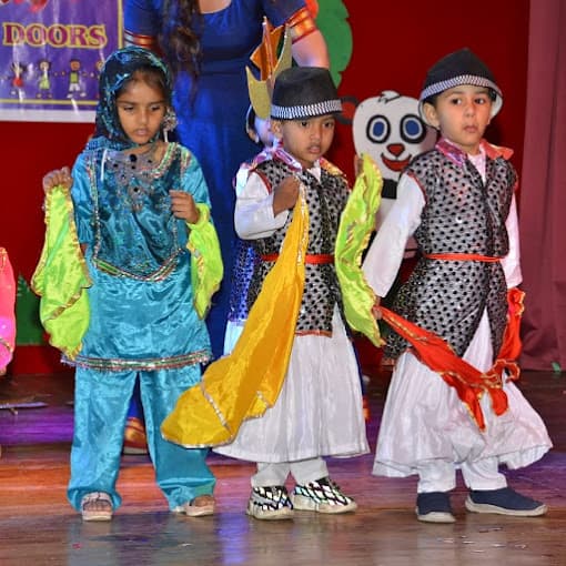 Birdy babies gallery image 3