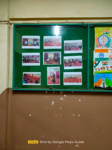 IES New English Primary School Bandra East photo 2