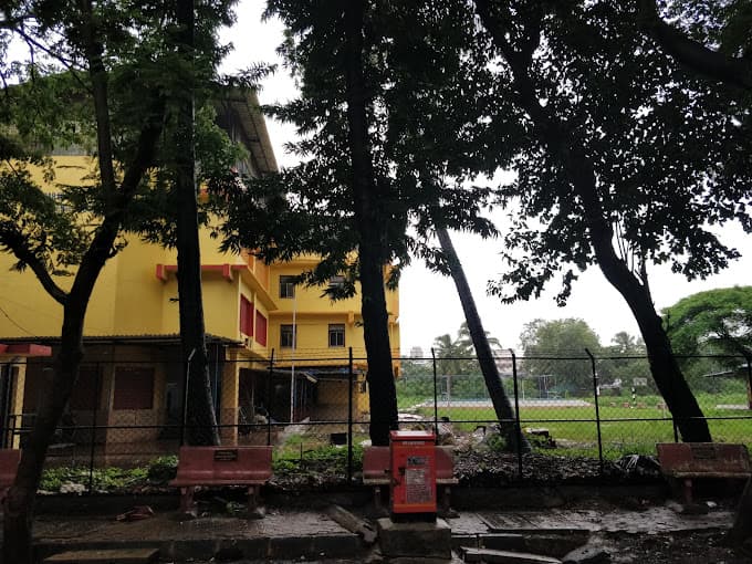 Modern English School Chembur photo 2