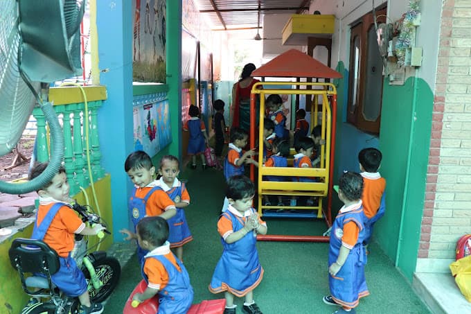 happy days pre school Shankar Kirana photo 1