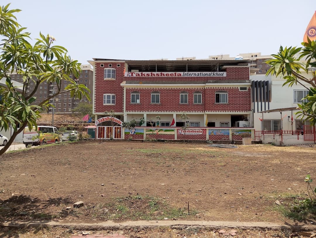 Takahasheela International School Silicon City photo 2