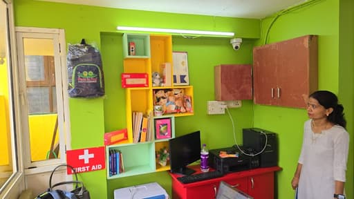 Peas in Pod Preschool & Daycare Nipania gallery image 2