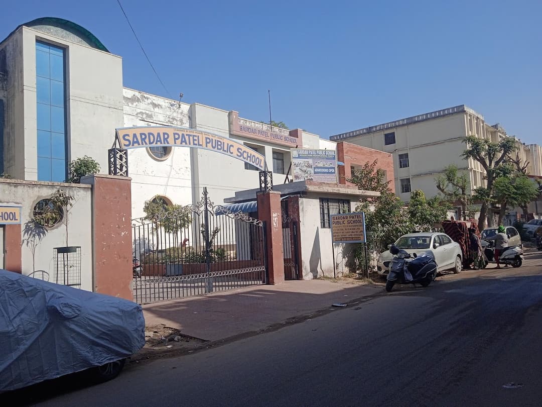 Sardar Patel Public School photo 2