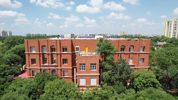 Teoler High School photo 1