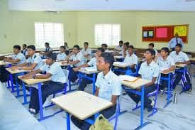 RMK Residential Senior Secondary School Gummidipoondi gallery image 1