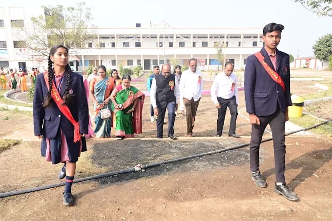 SHANGRILA ENGLISH HIGH' SCHOOL & JUNIOR COLLEGE photo 1