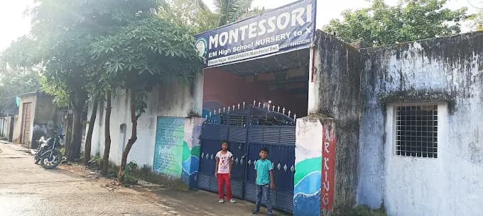 Montessori English Medium High School Deepak Nagar photo 2