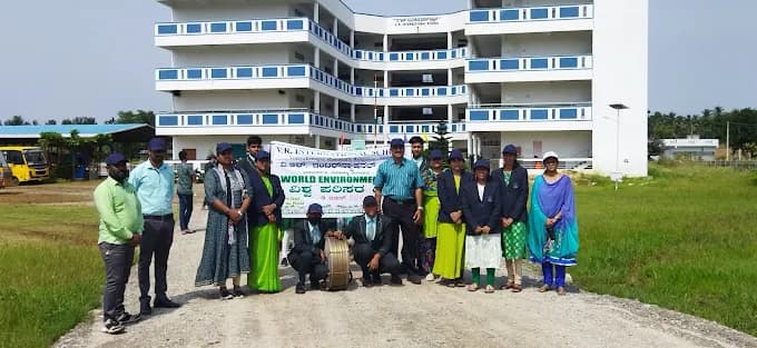 VR International School photo 5