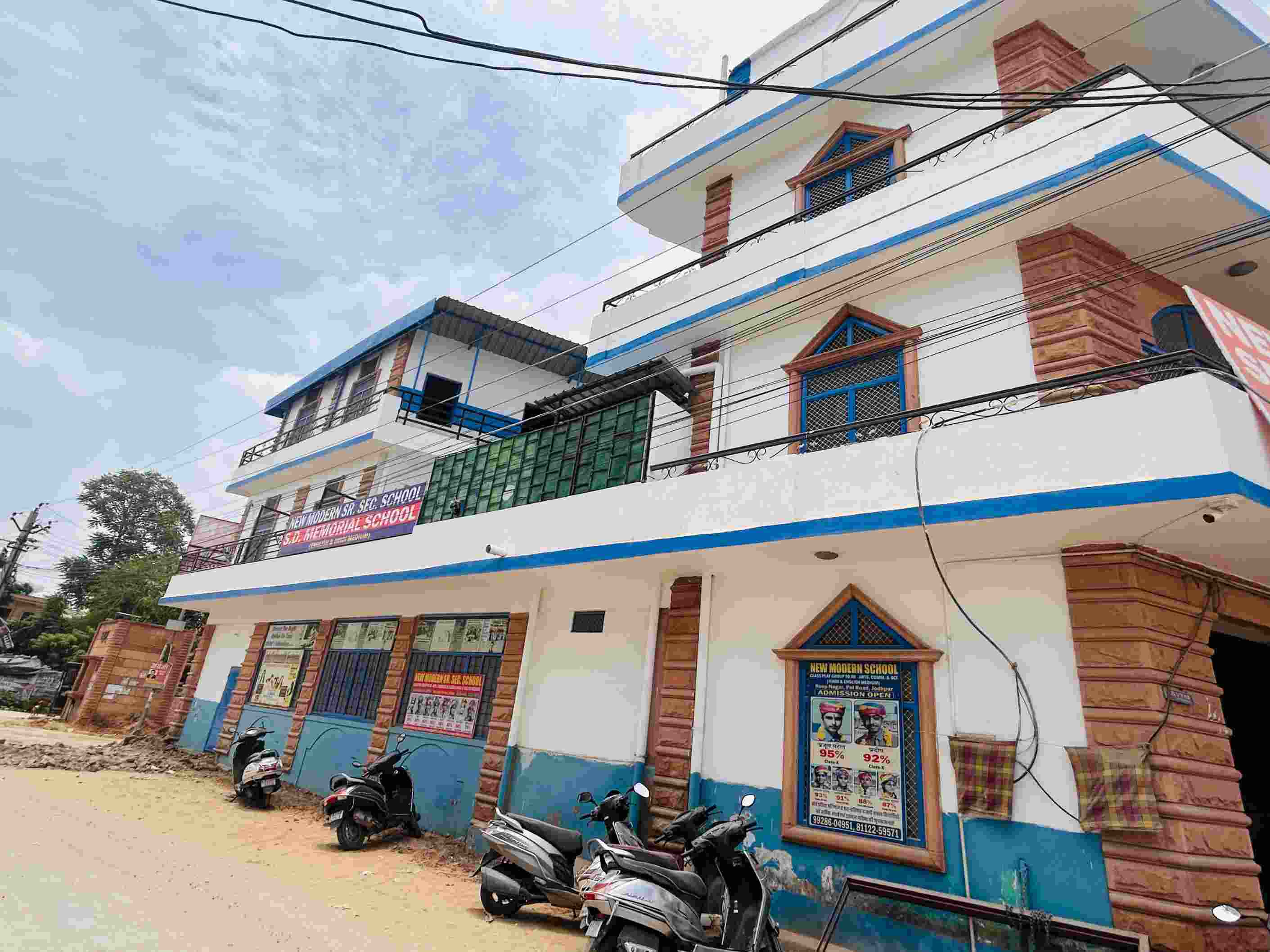 New Modern Senior Secondary School Roop Nagar photo 1