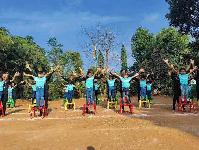 KLE Basava Residential Girls School Doddabele photo 6