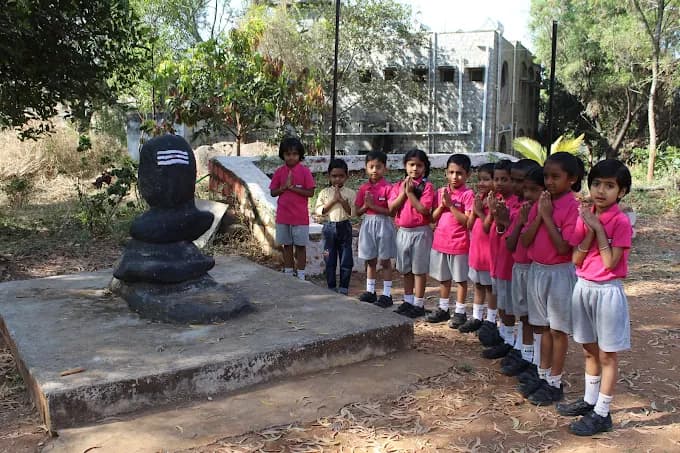KLE Basava Residential Girls School Doddabele photo 8