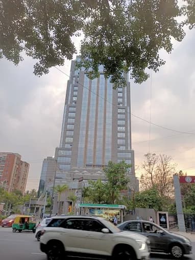 Sophia High School High Grounds photo 10