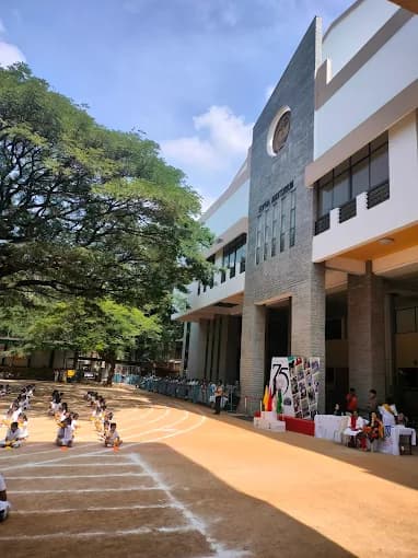 Sophia High School High Grounds photo 3